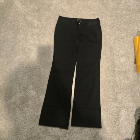 LIMITED pants - Picture 2 of 6